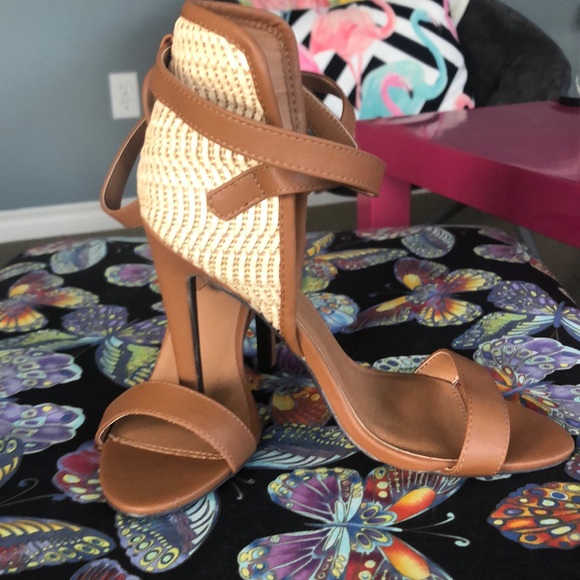 High heel bran new shoes - Picture 1 of 3